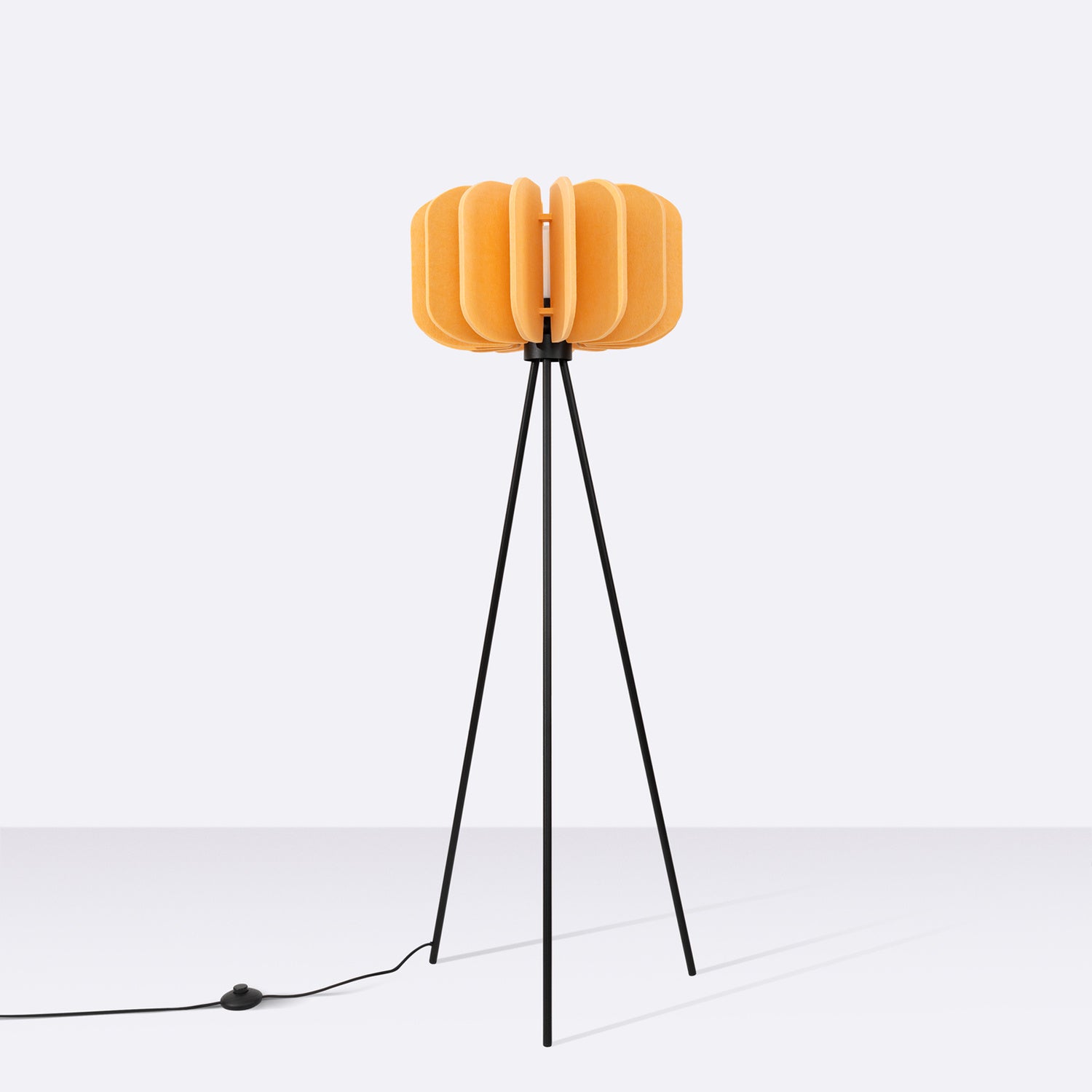 Lampadaire Mula 45 trépied feutre jaune moutarde E27, vue de profil