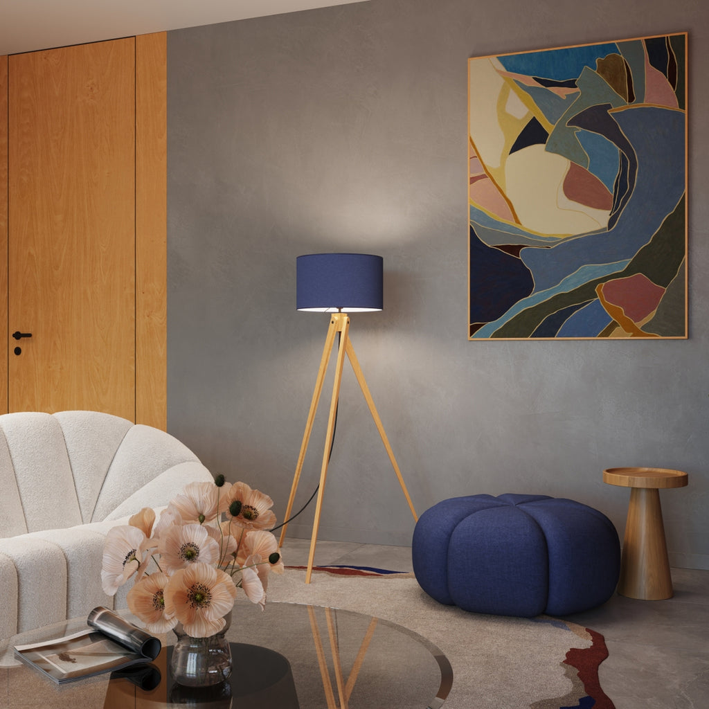 Lampadaire Natt trépied bois bleu marine E27, ambiance chaleureuse