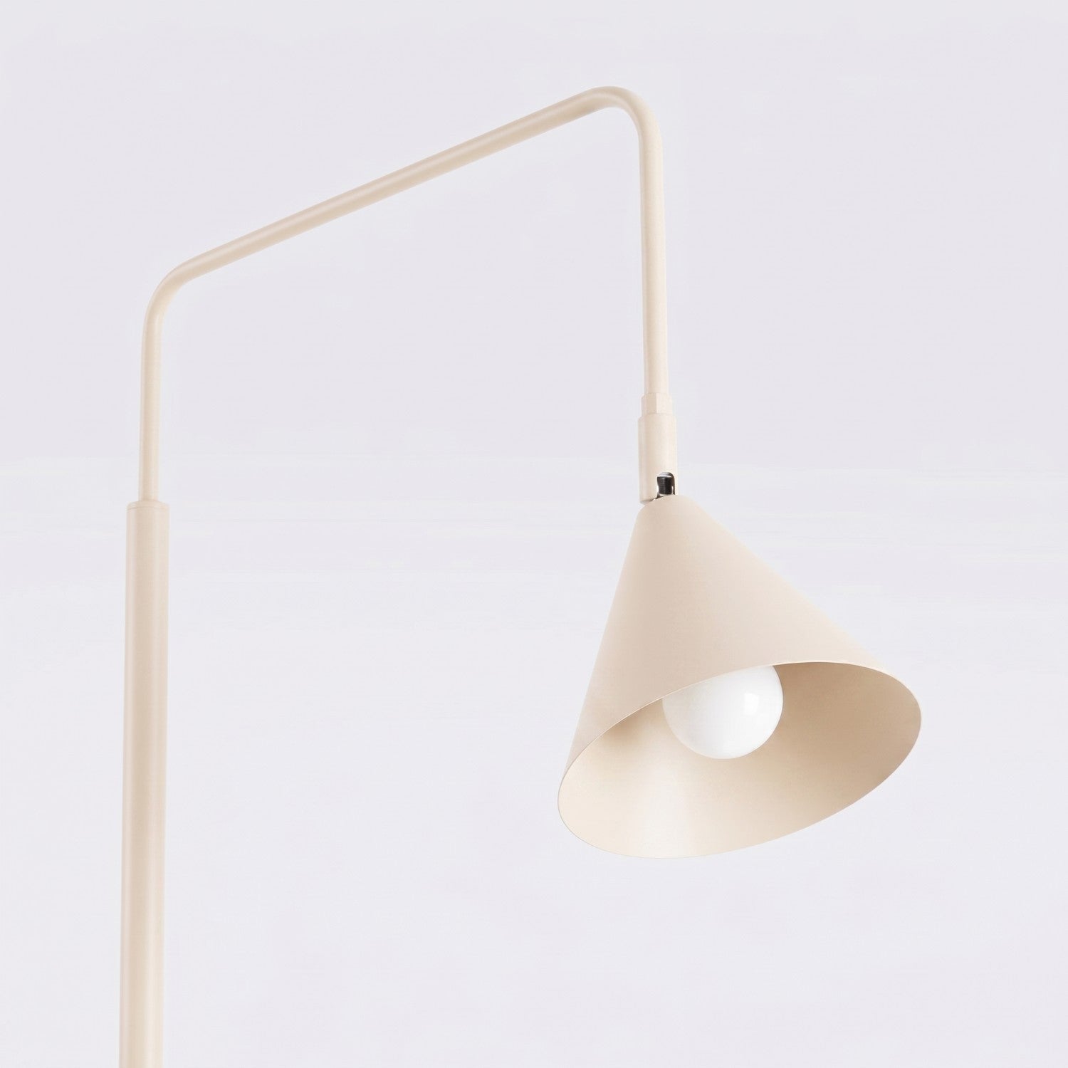 Lampadaire Nox cône acier beige E14, vue 5