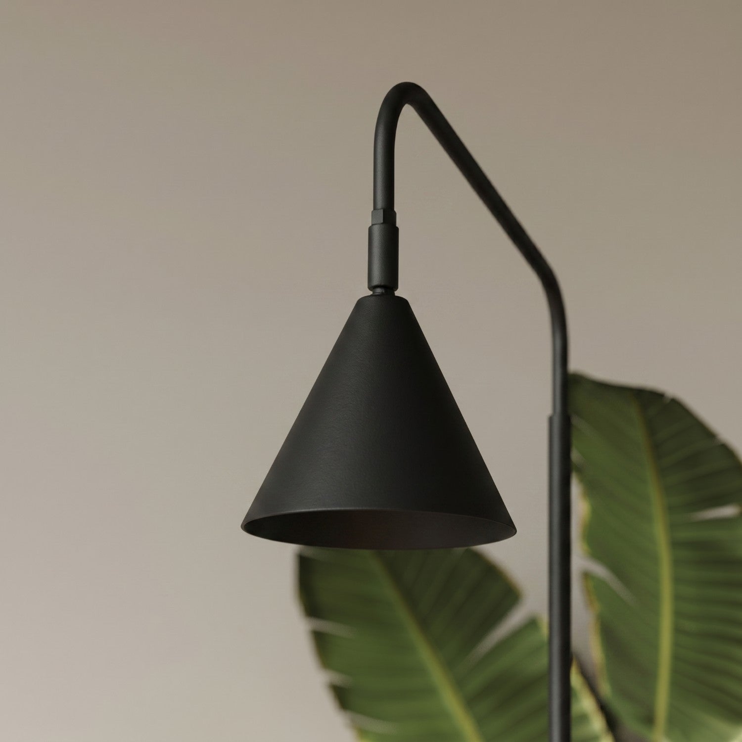 Lampadaire Nox cône acier noir E14, vue 15