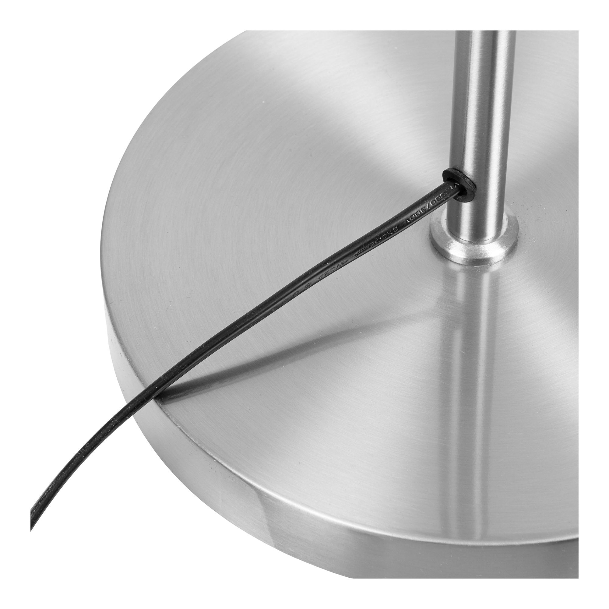 Lampadaire Wattom abat jour tissu plissé écru pied chromé vue de détail