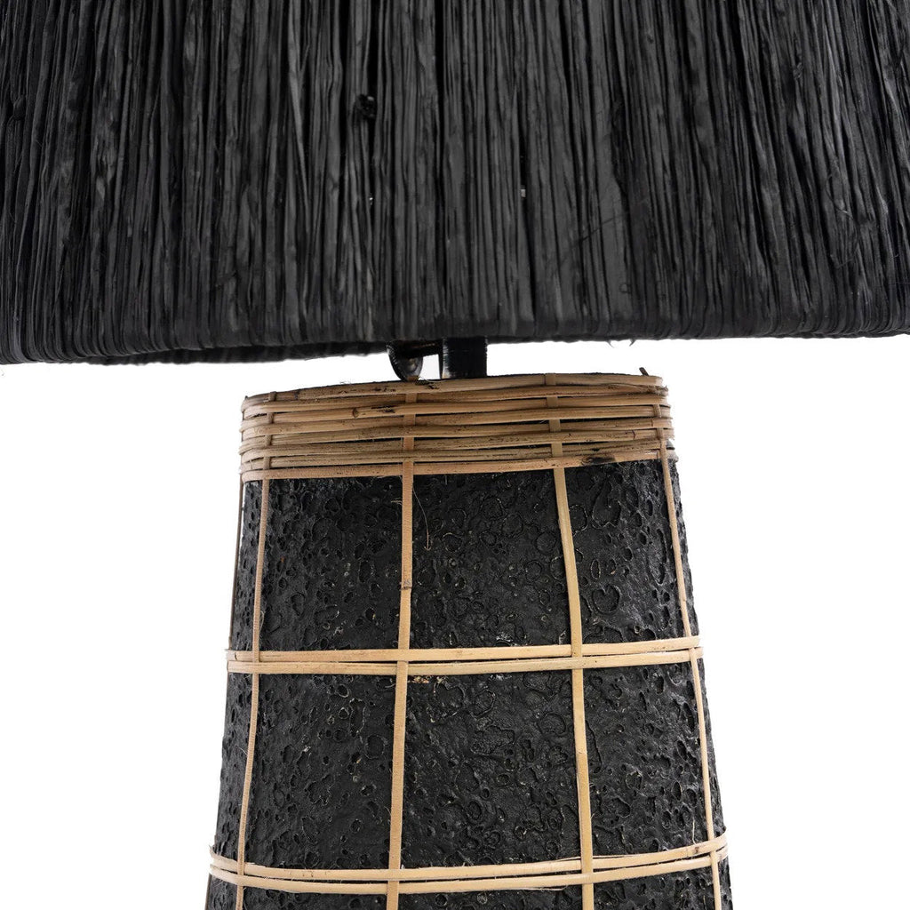 Lampe à poser Naxos en terre cuite noire et herbe tressée 56 cm, vue 6