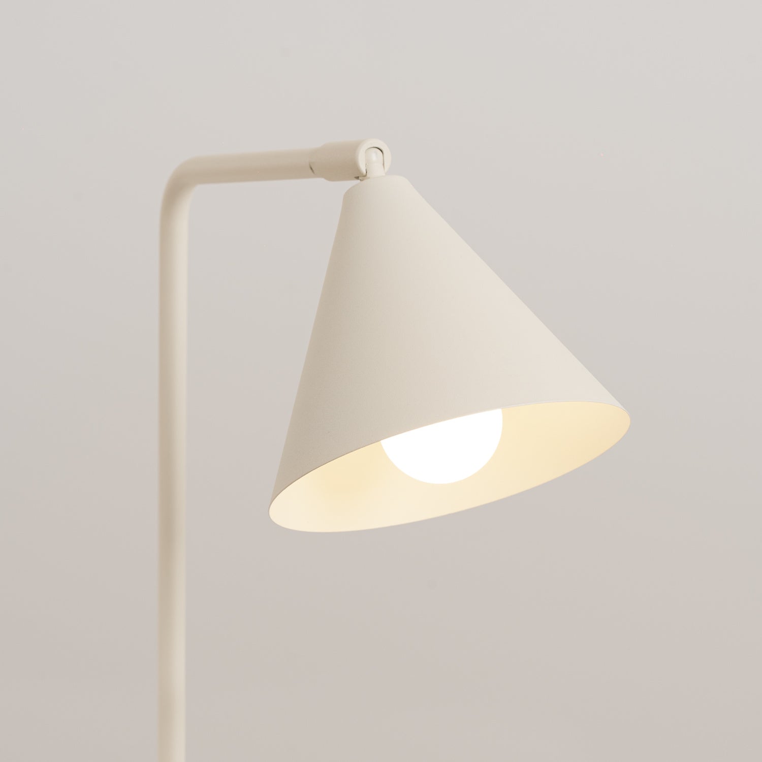 Lampe à poser Nox cône acier beige E14, vue 4