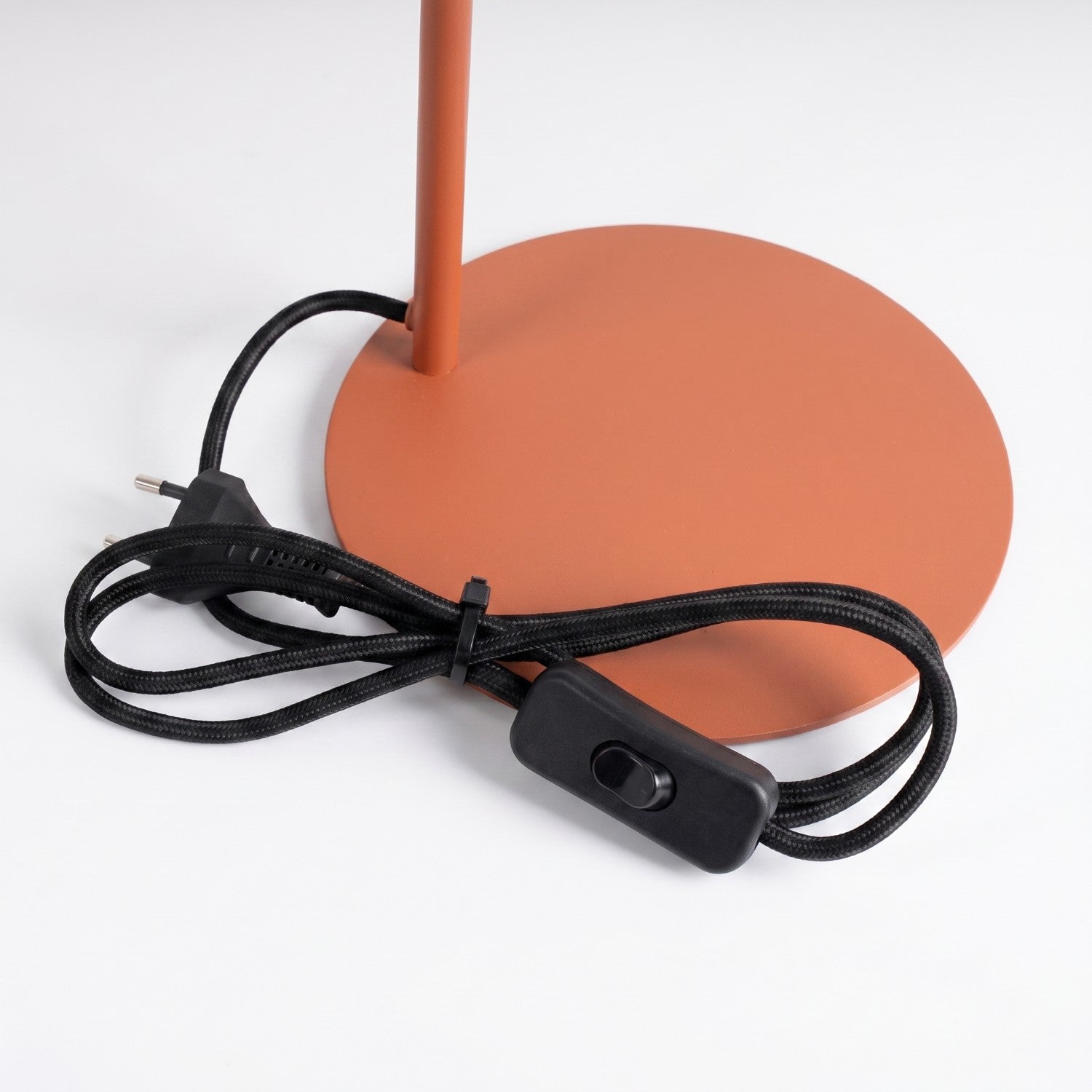 Lampe à poser Nox cône acier rouge ocre E14, vue 8