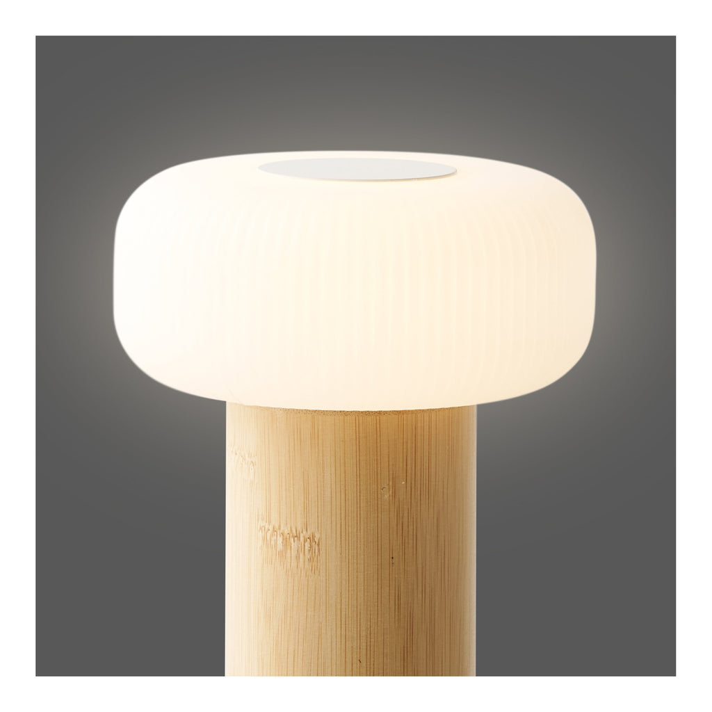 Lampe Stafford bambou blanc allumée premier niveau intensité LED chaude