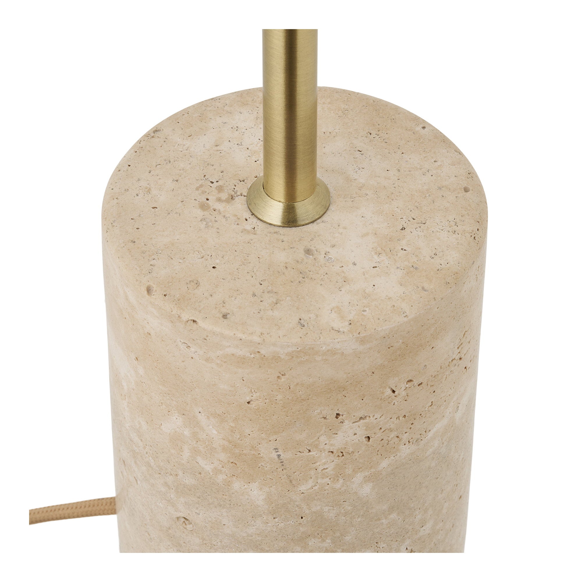 Détail base cylindrique travertin veiné beige et raccord métal doré brossé lampe Sheffield