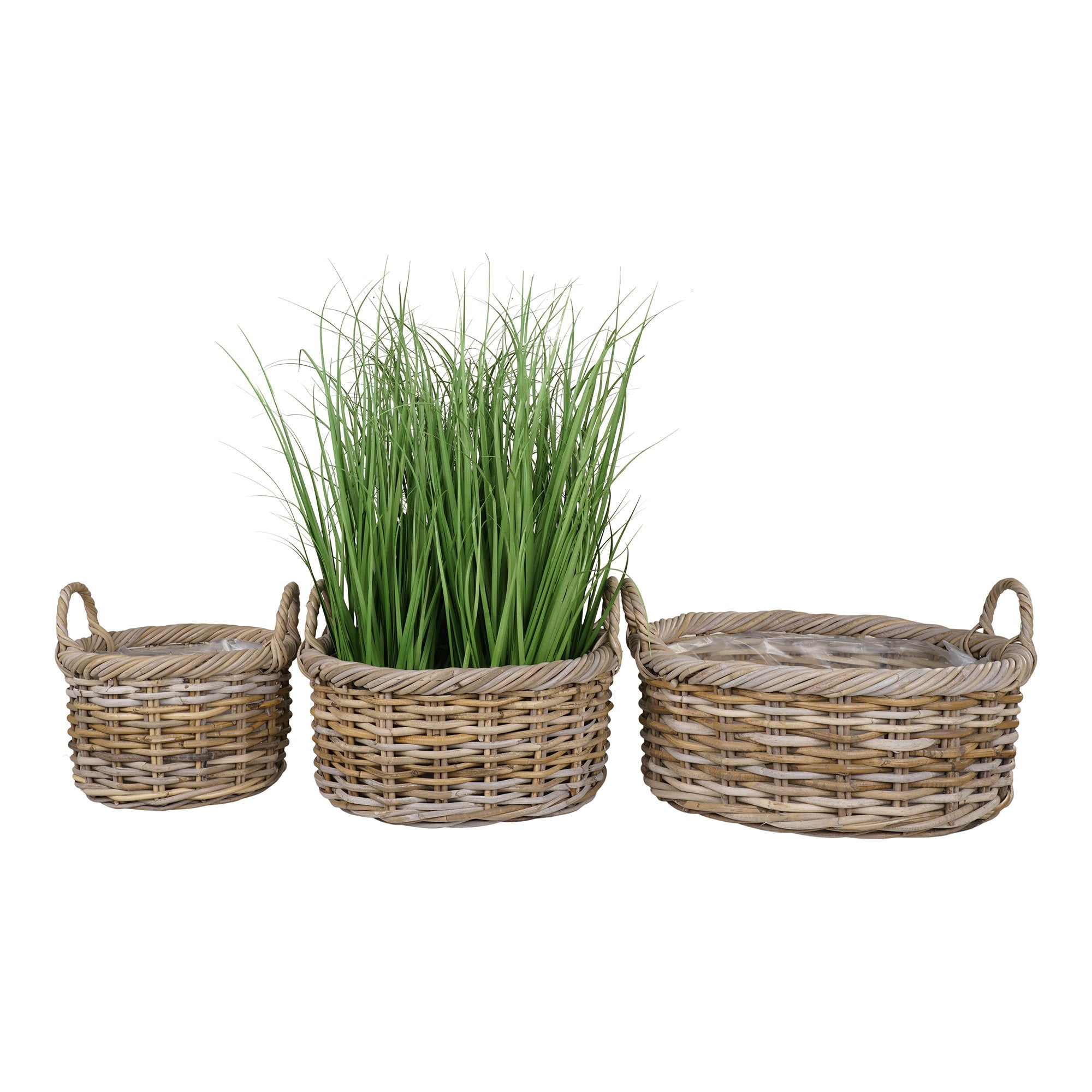 Trio cache-pots bas Kuta rotin kubu naturel avec graminée ornementale fond blanc