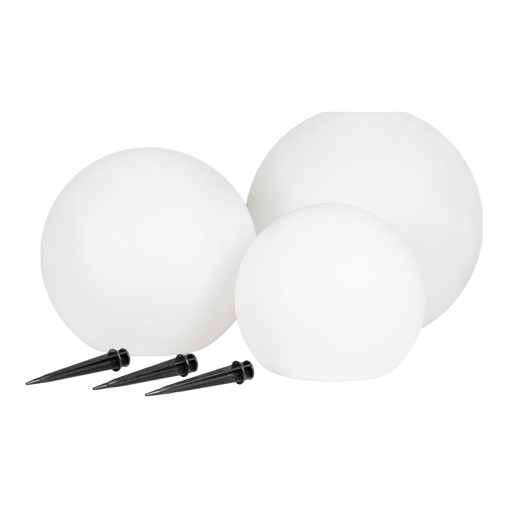 Lot 3 boules solaires Lifton blanches tailles Ø20 Ø25 Ø30 cm piquets fond blanc