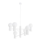 Lustre Halo laque blanche à six boules de verre opale sur culots cannelés et bras étagés vu sur fond blanc