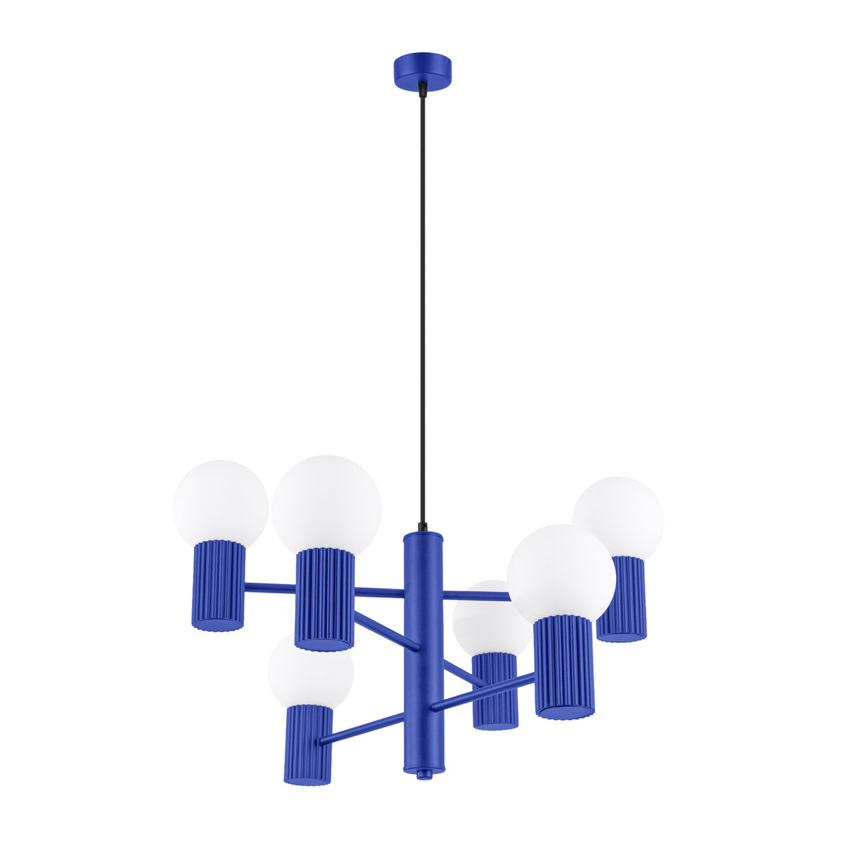 Lustre Halo laque bleu outremer à six boules de verre opale sur culots cannelés et bras étagés vu sur fond blanc