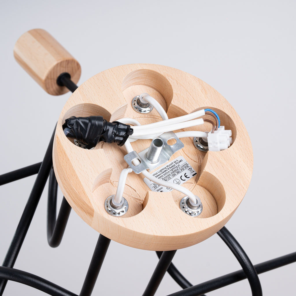 Lustre Ember 5 bois et métal noir E27, détail