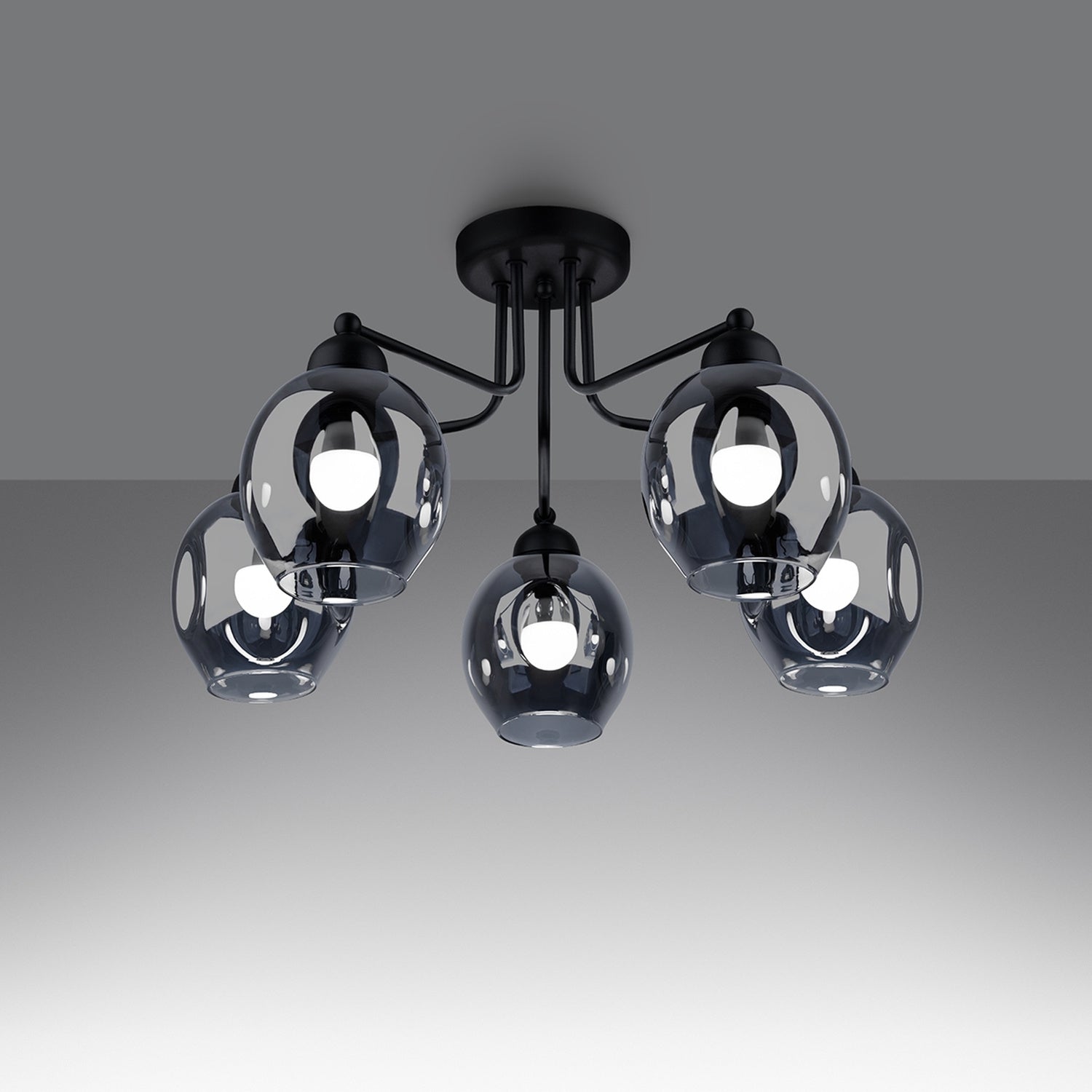 Lustre Fillan 5 verre fumé E27 allumé, ampoules E27 apparentes