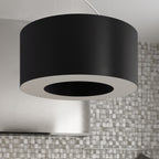 Lustre Saturno Slim 50 en tissu noir dans un intérieur contemporain