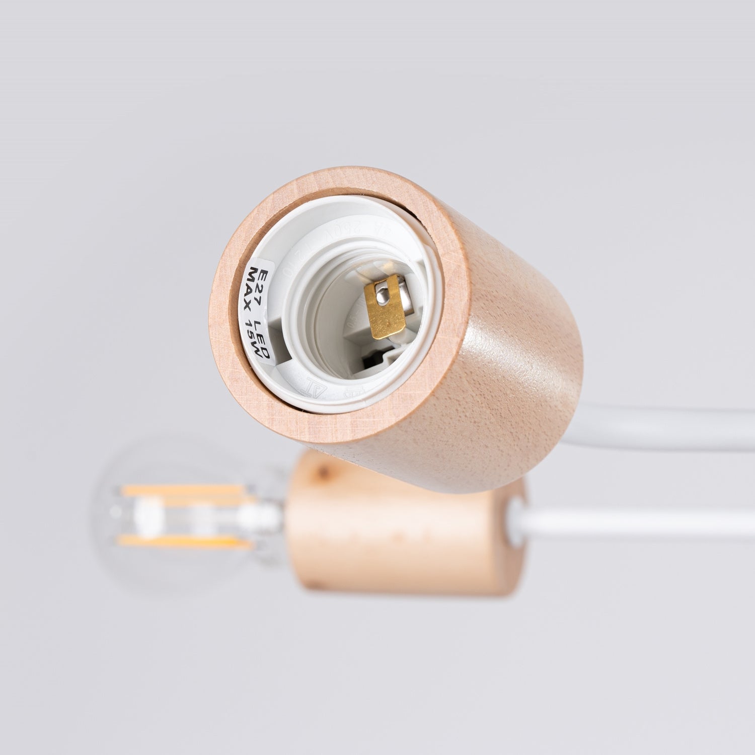 Lustre Timbo 8 bois et métal blanc E27 dans un intérieur