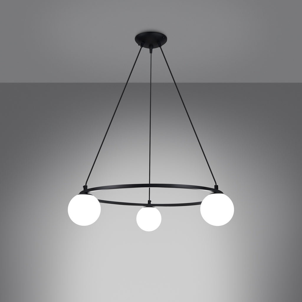 Lustre Yoli 3 anneau boules opale acier noir G9, détail d'une boule de verre opale