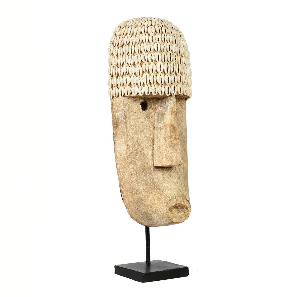 Masque Cowrie en bois et cauris sur socle 50 cm, vue 5