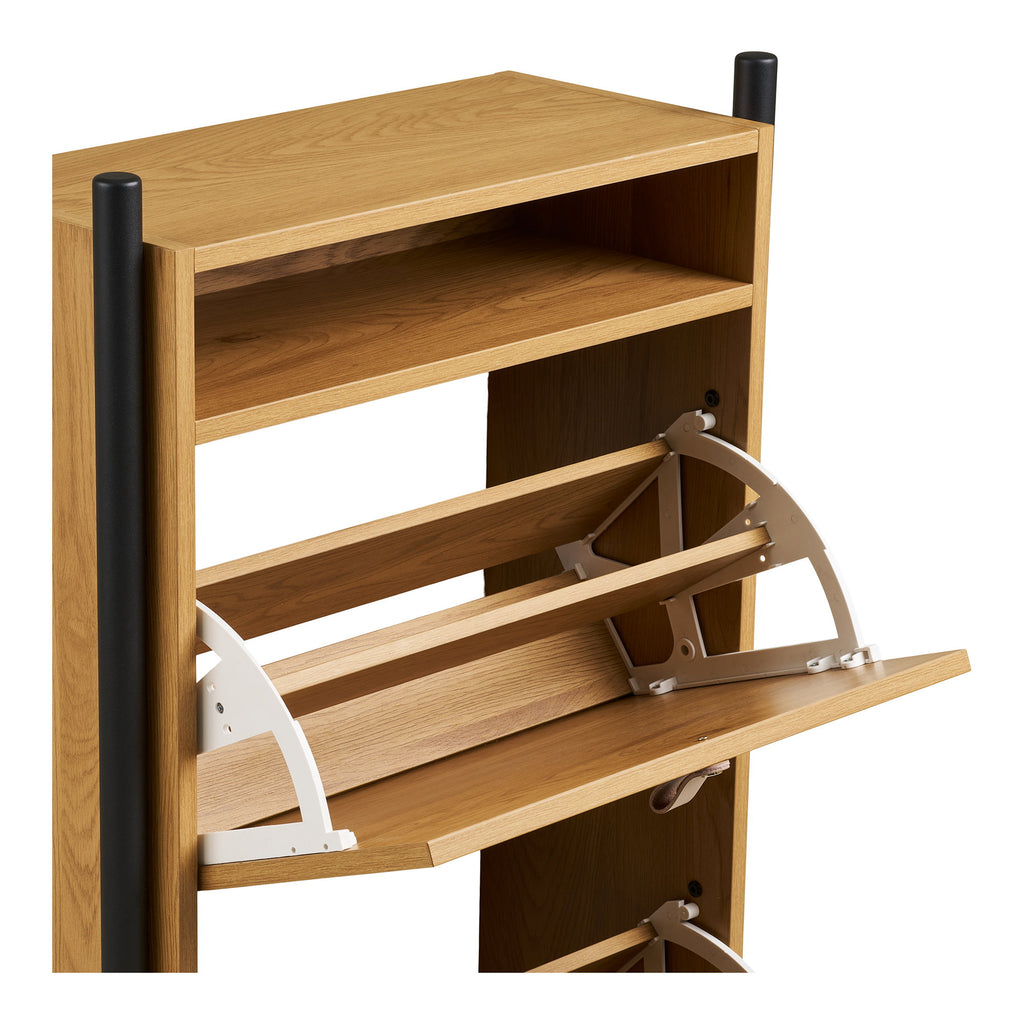 Détail abattant basculant meuble chaussures Barco chêne intérieur barreaux inclinés