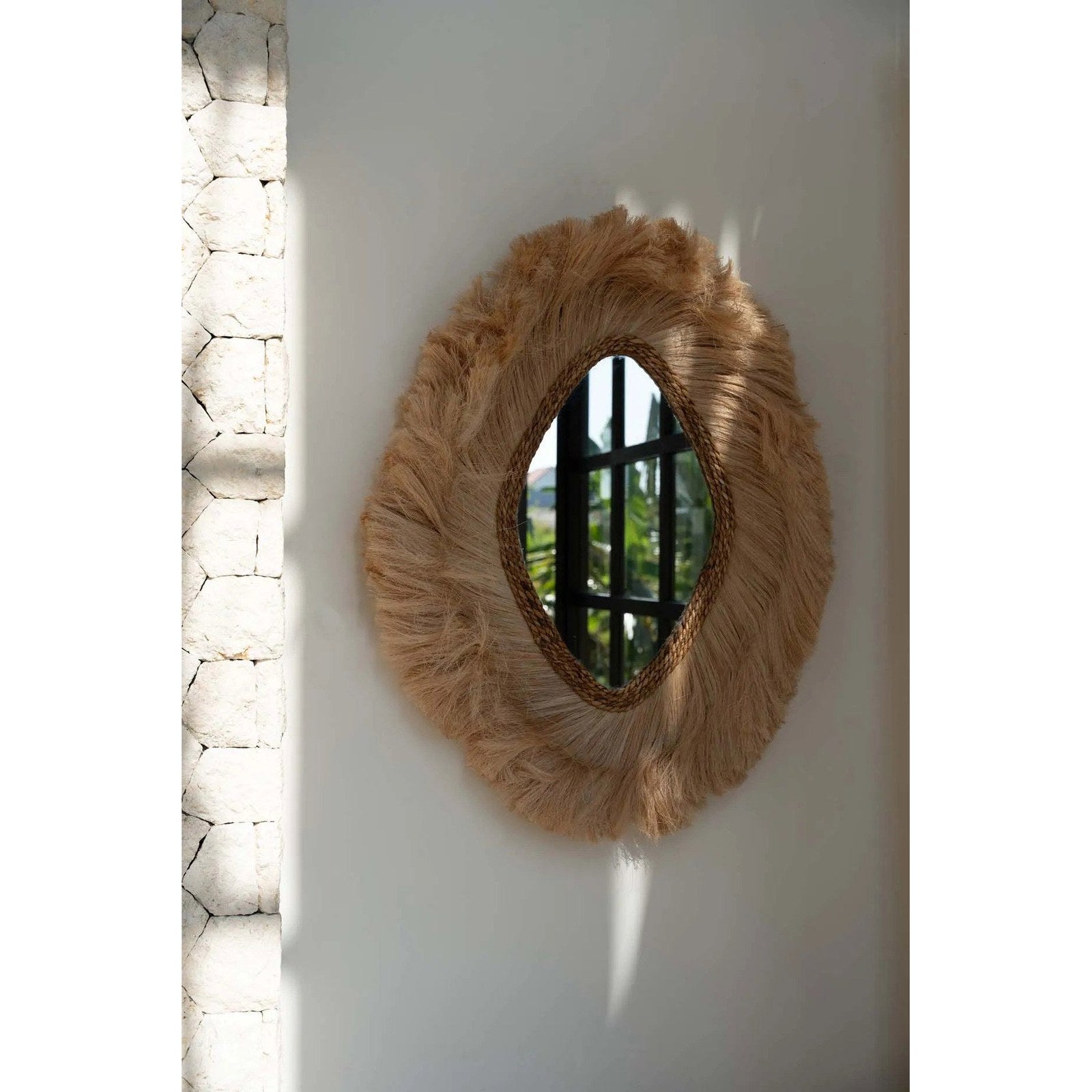 Miroir La Duchessa ovale en herbe d'abaca, vue 3