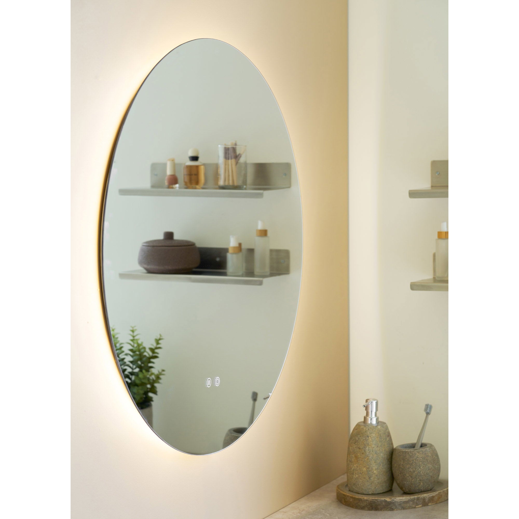 Miroir lumineux Kiama LED rond 80 cm en situation