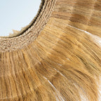 Détail de la tresse autour de la glace et des anneaux d'herbe cousus du miroir Sunken Forest herbe naturelle
