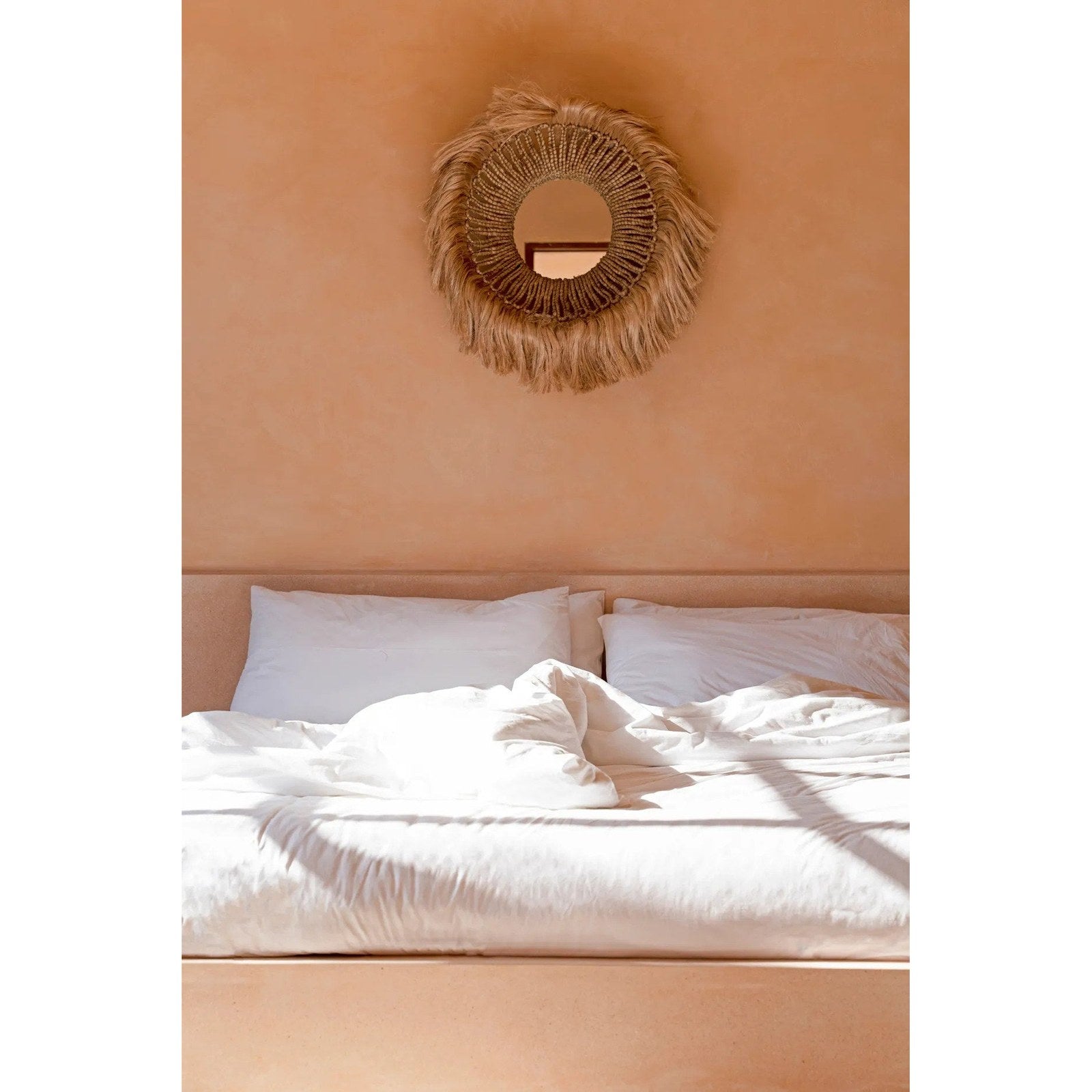 Miroir Solomon coupe en herbe d'abaca en situation