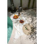 Nappe en lin lavé écru 180x300 cm en situation