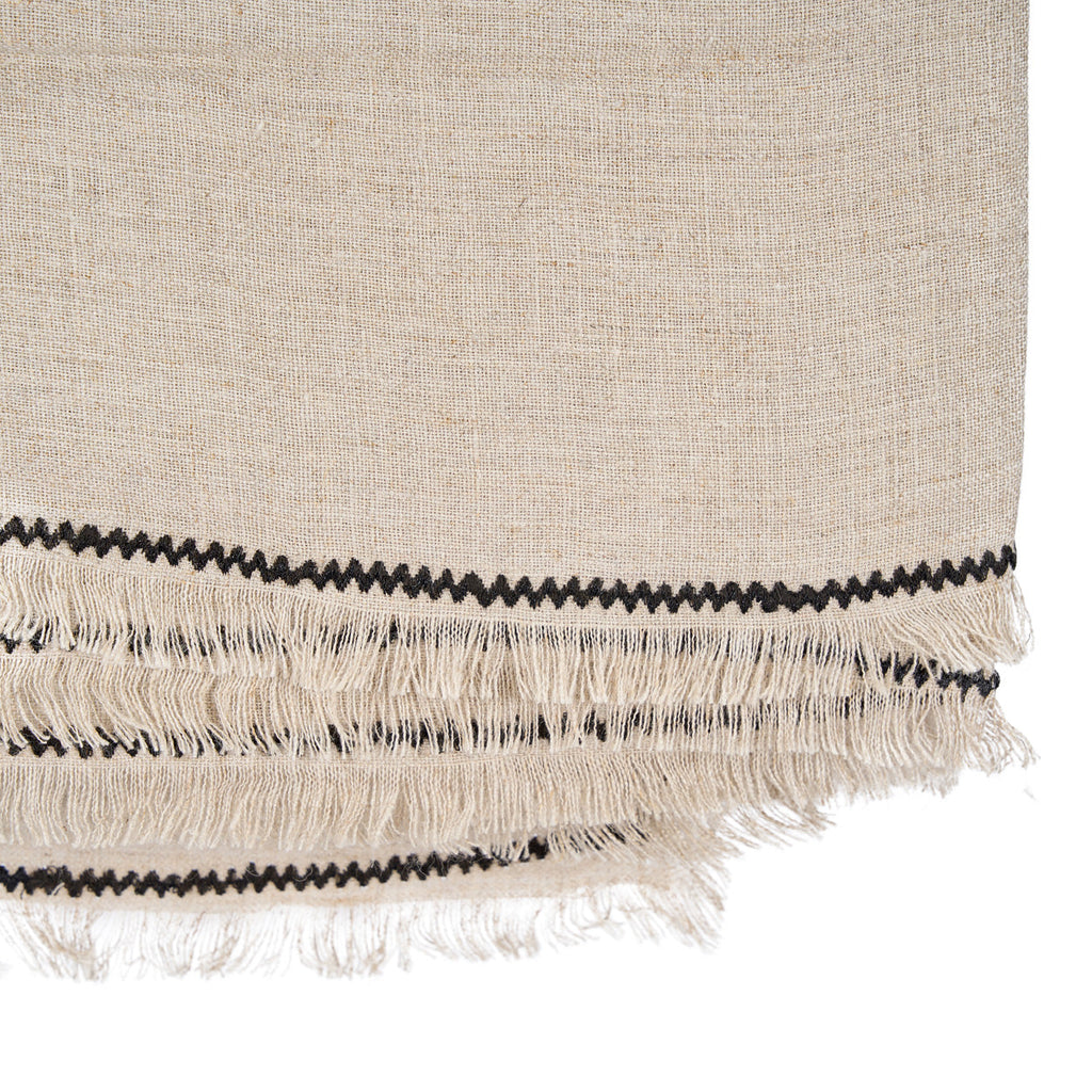 Nappe Tuscany en lin naturel à surpiqûre noire 150x250 cm, vue 4