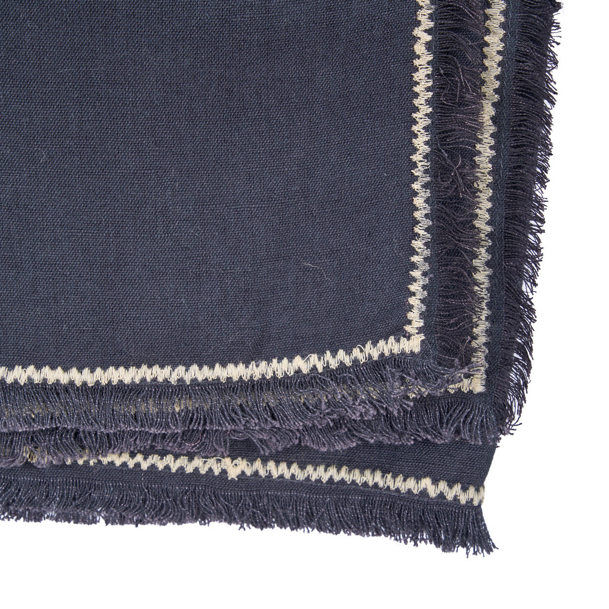 Nappe Tuscany en lin noir à surpiqûre écrue 150x250 cm, vue 6