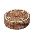 Panier à compartiments en rotin et coquillage