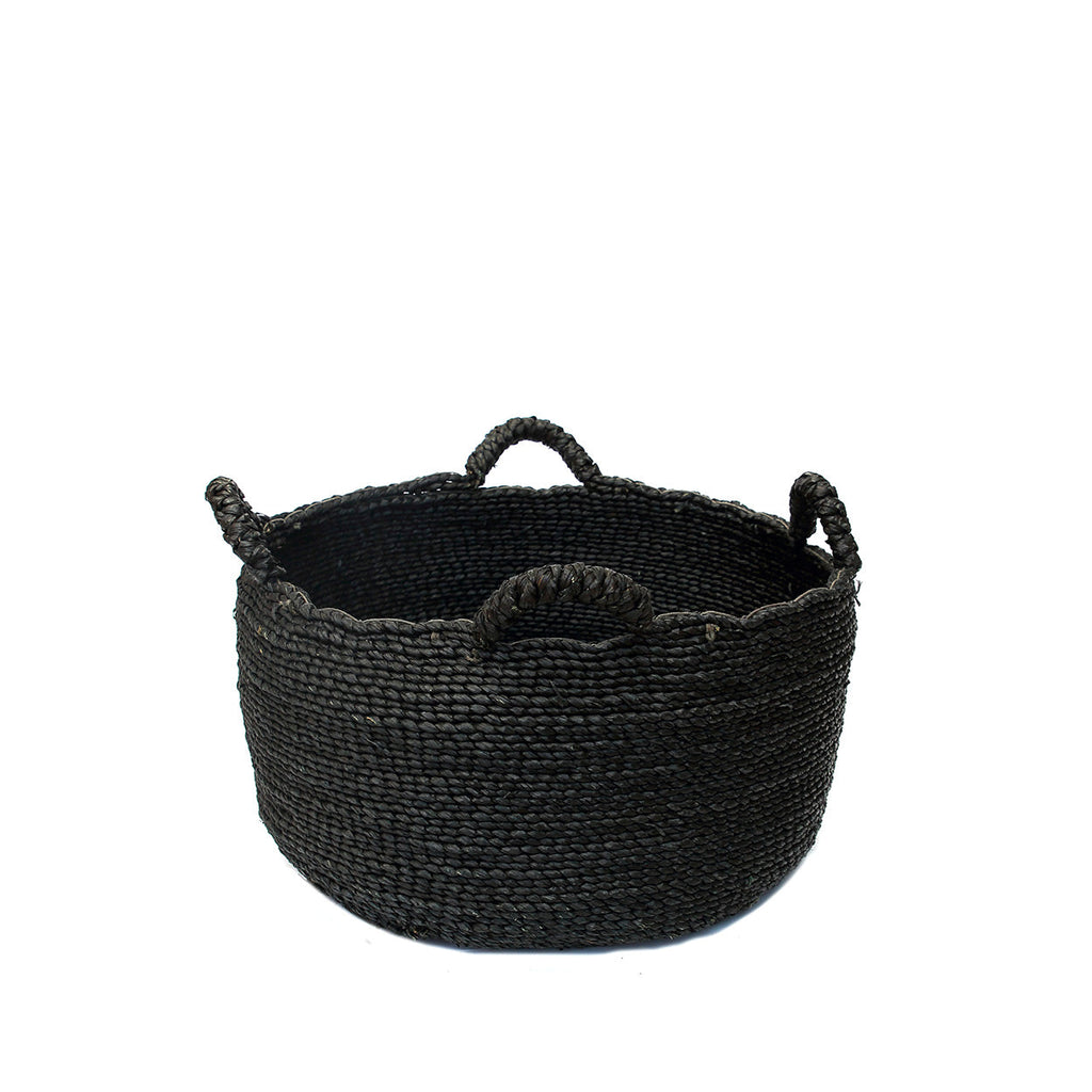Panier plat Quatre Mains en jonc de mer noir petit modèle