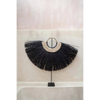 Parure de cauris et herbe noire sur socle 80 cm, vue 4