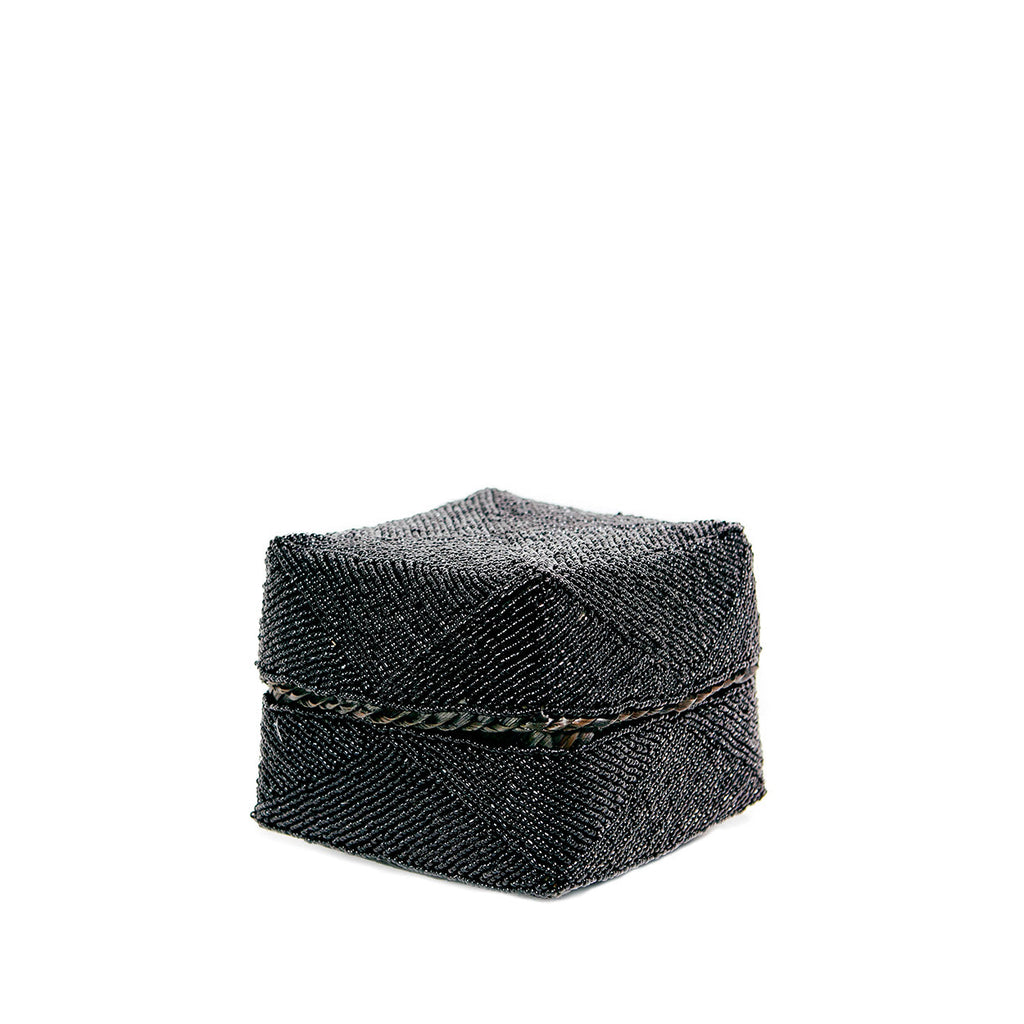 Petit panier Beaded en bambou et perles noires