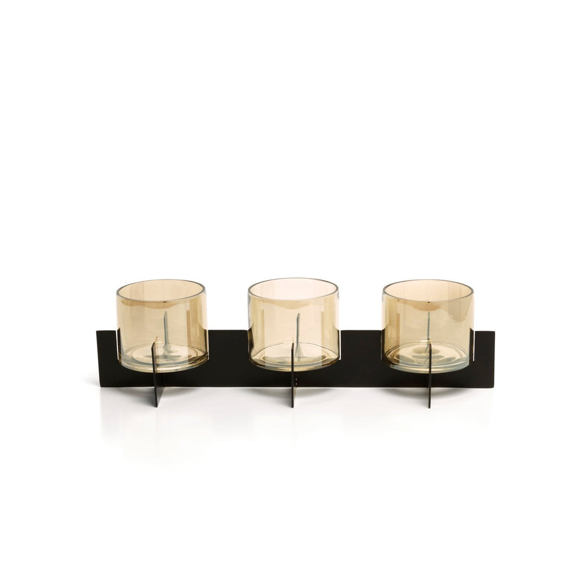 Photophore vu de face avec ses trois verres fumés alignés à la même hauteur sur la réglette noire