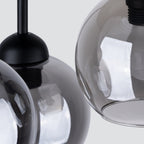 Plafonnier Alino 3 verre fumé E27, détail du globe de verre fumé