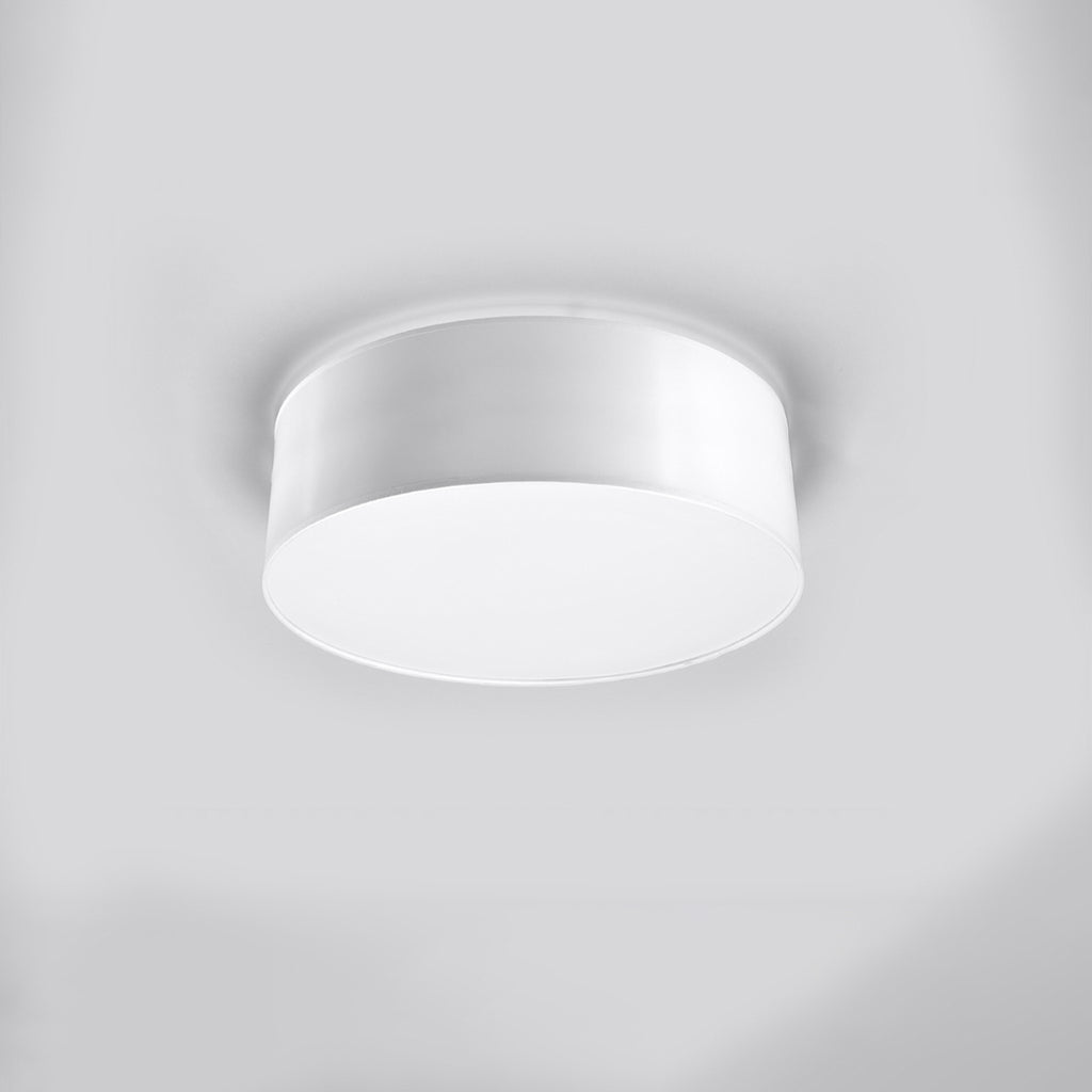 Plafonnier Arena blanc vu de face au plafond