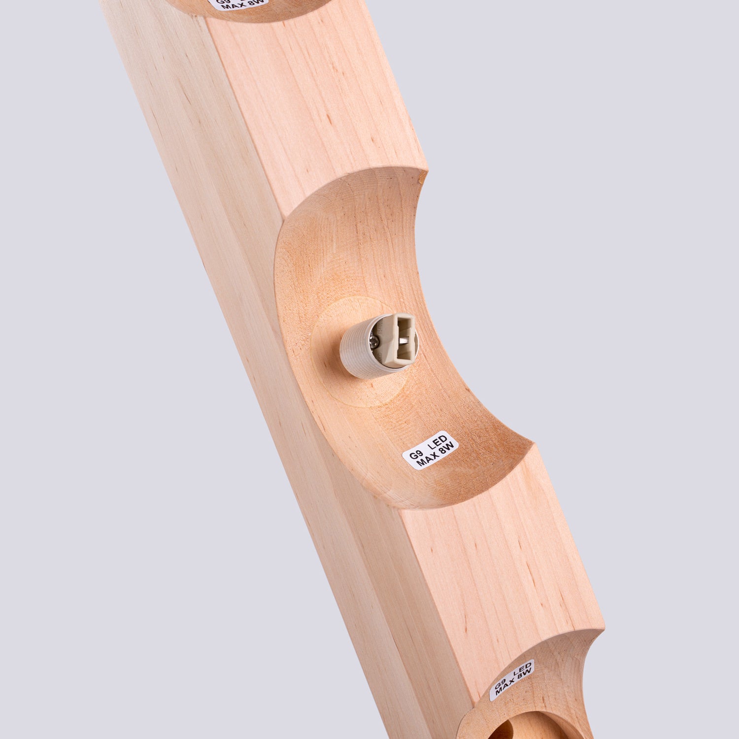 Plafonnier Bulbo 3 bois et verre opale G9 en ambiance