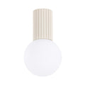 Plafonnier Halo boule opale beige, boule de verre opale sous son culot cannelé