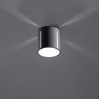 Plafonnier Inez gris, détail des fentes lumineuses