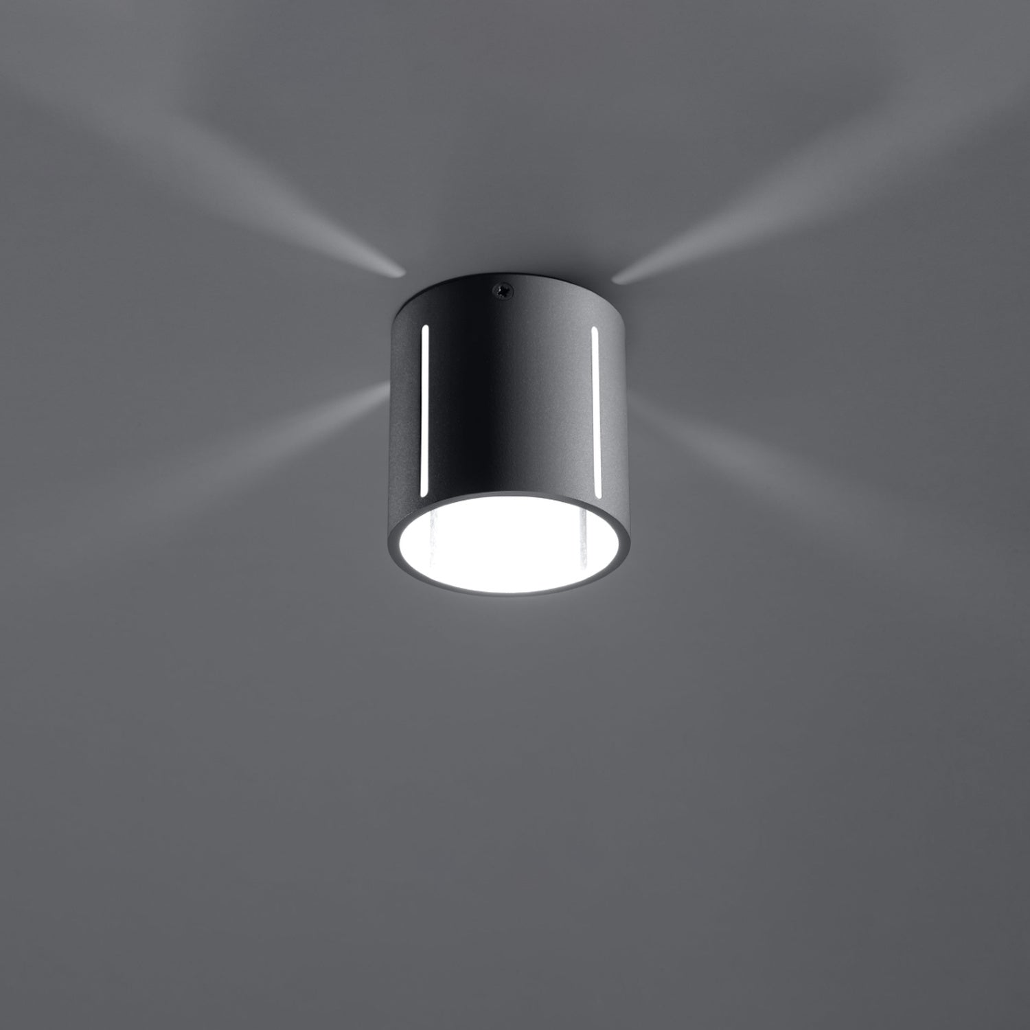 Plafonnier Inez gris, détail des fentes lumineuses