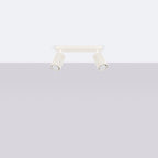 Plafonnier Karbon 2 spots barre beige installé au plafond