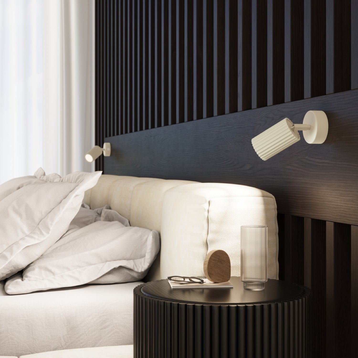 Plafonnier Karbon 20 tube cannelé beige dans un intérieur