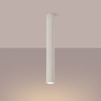 Plafonnier Karbon 60 tube cannelé beige allumé, faisceau dirigé vers le bas