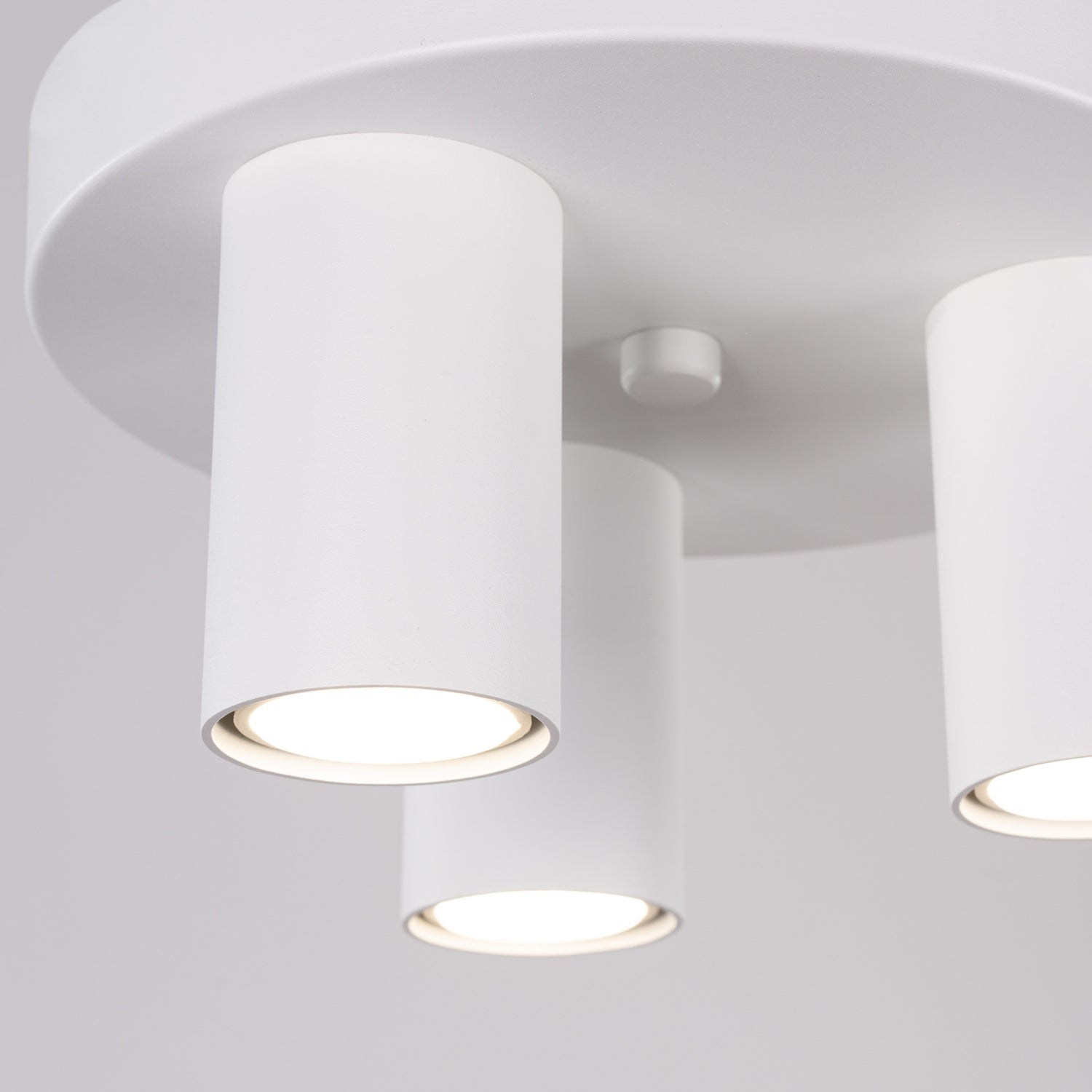 Plafonnier Lagos 3 tubes métal blanc GU10 dans un intérieur
