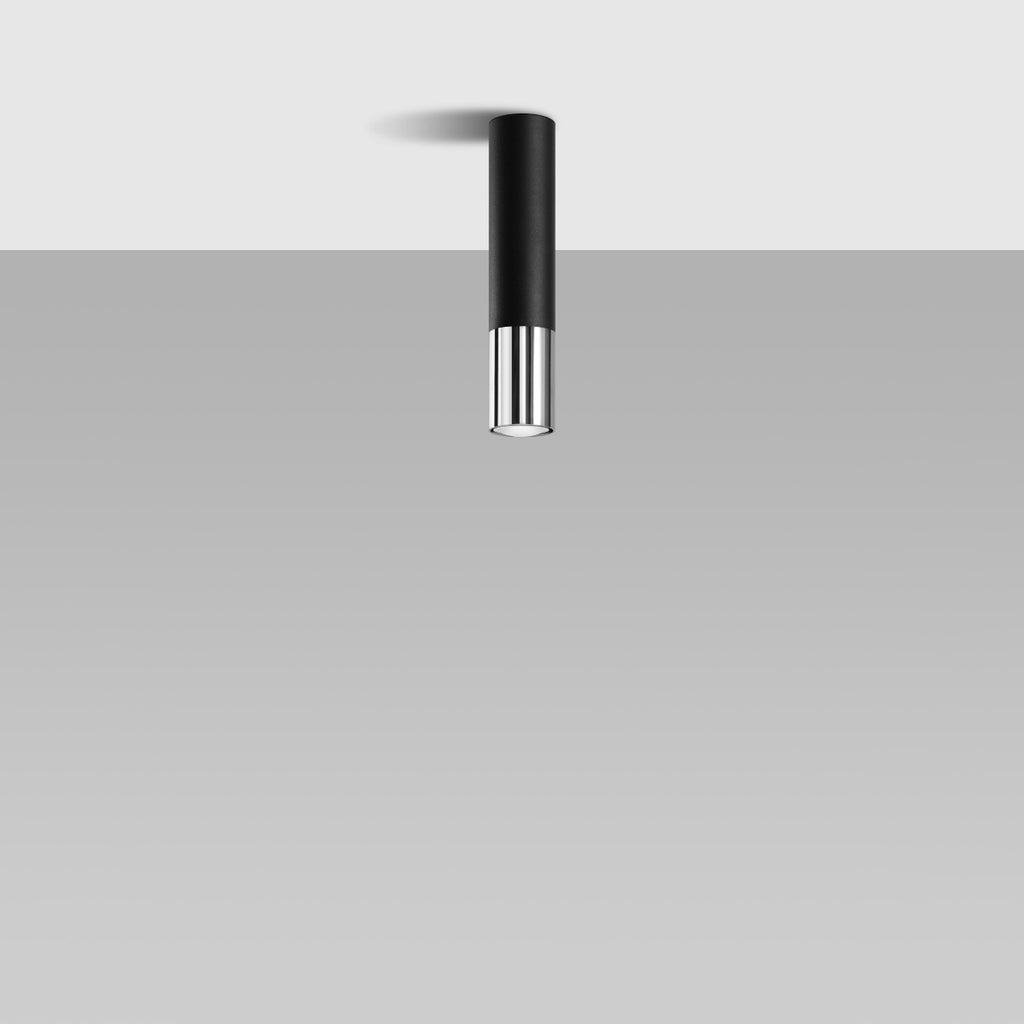 Plafonnier Loopez acier noir et chrome, détail de l'embout chromé brillant