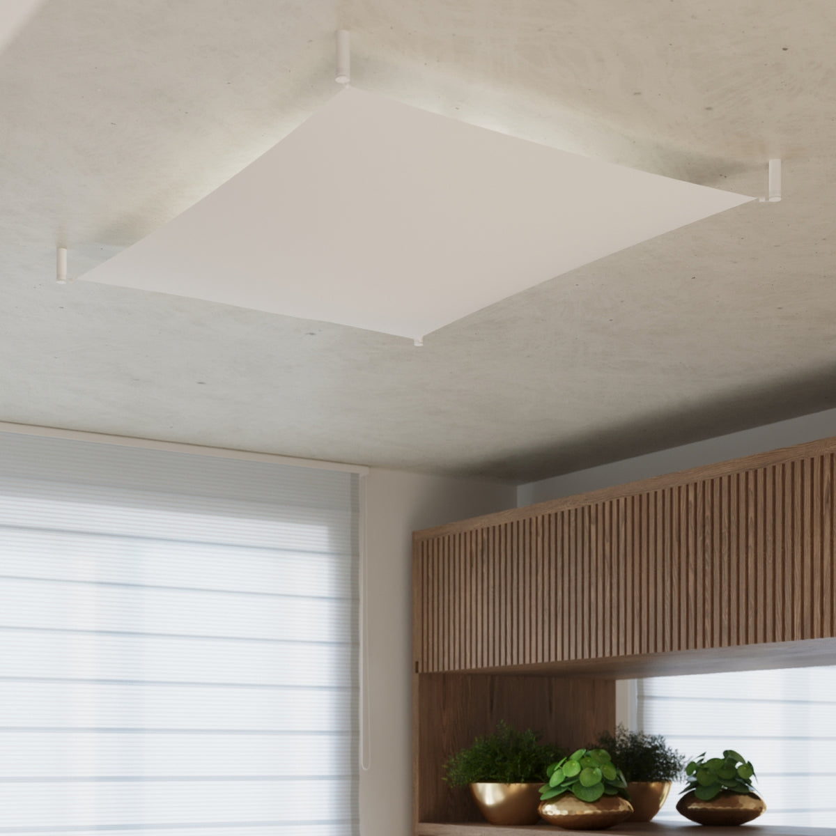 Plafonnier Luna 1 en tissu blanc sur un plafond d'aspect béton près d'un meuble en bois à lattes