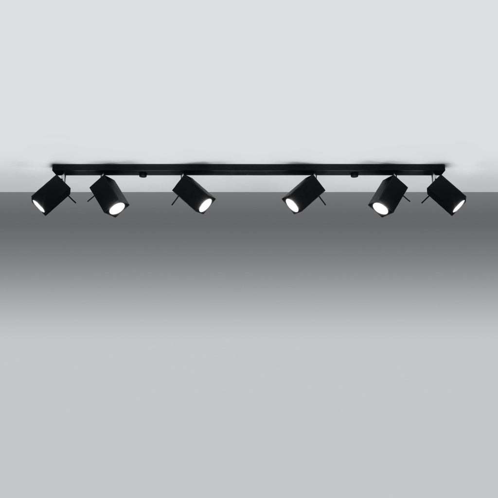 Détail des spots à tête carrée du plafonnier Merida rampe 6 spots acier noir, douille GU10