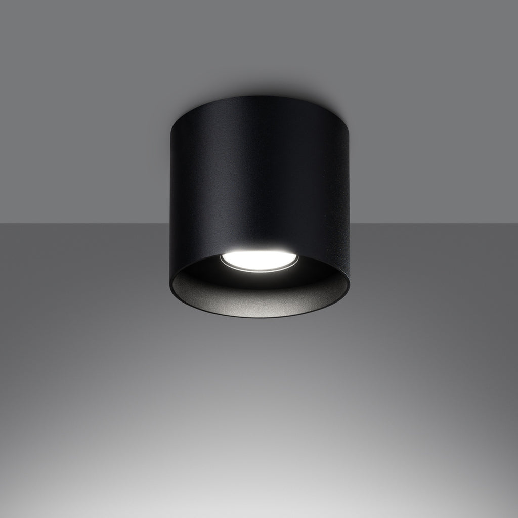 Plafonnier Mika aluminium noir GU10 allumé, faisceau vers le bas