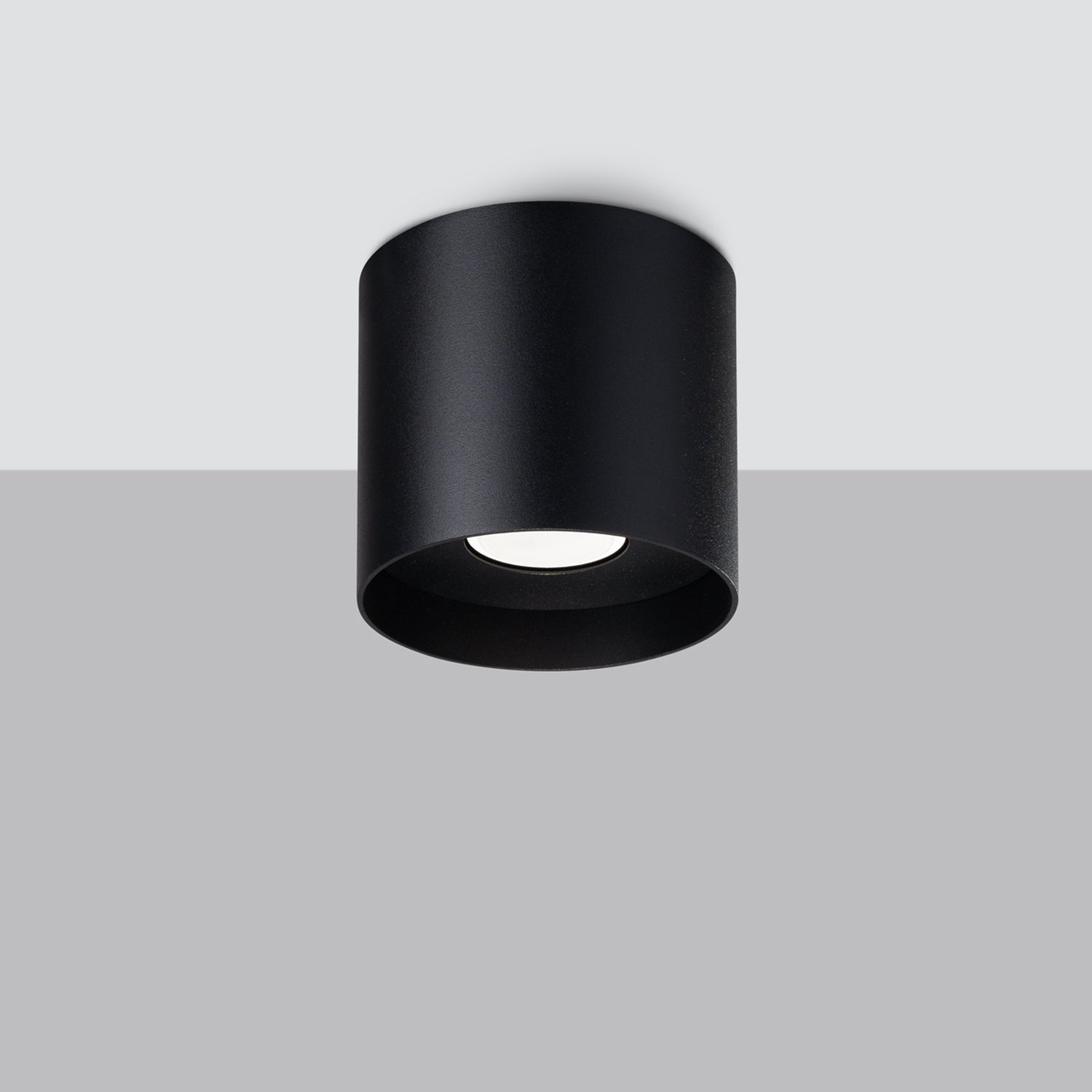 Plafonnier Mika aluminium noir GU10 de profil