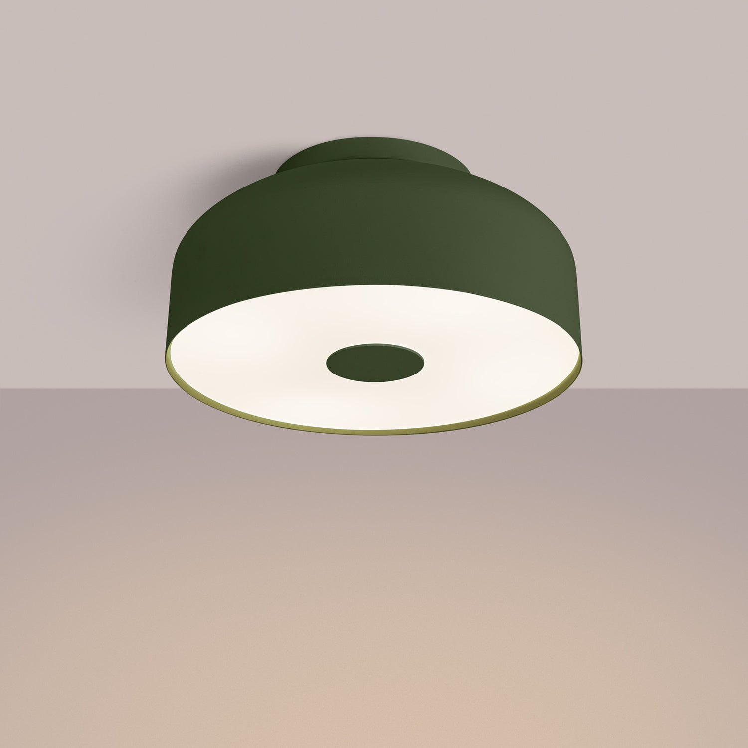 Plafonnier Omiq métal vert olive E27 allumé