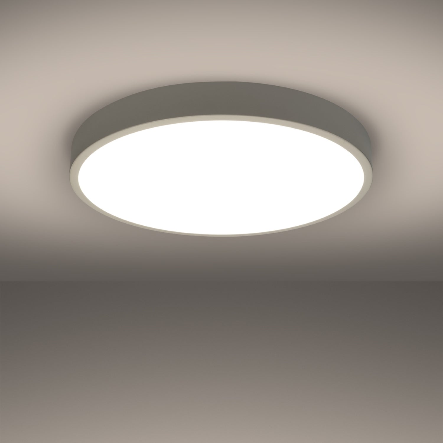Plafonnier Onyx 60 LED rond aluminium blanc allumé, lumière diffuse homogène